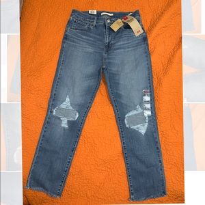 Levi 724 High-Rise Straight Crop